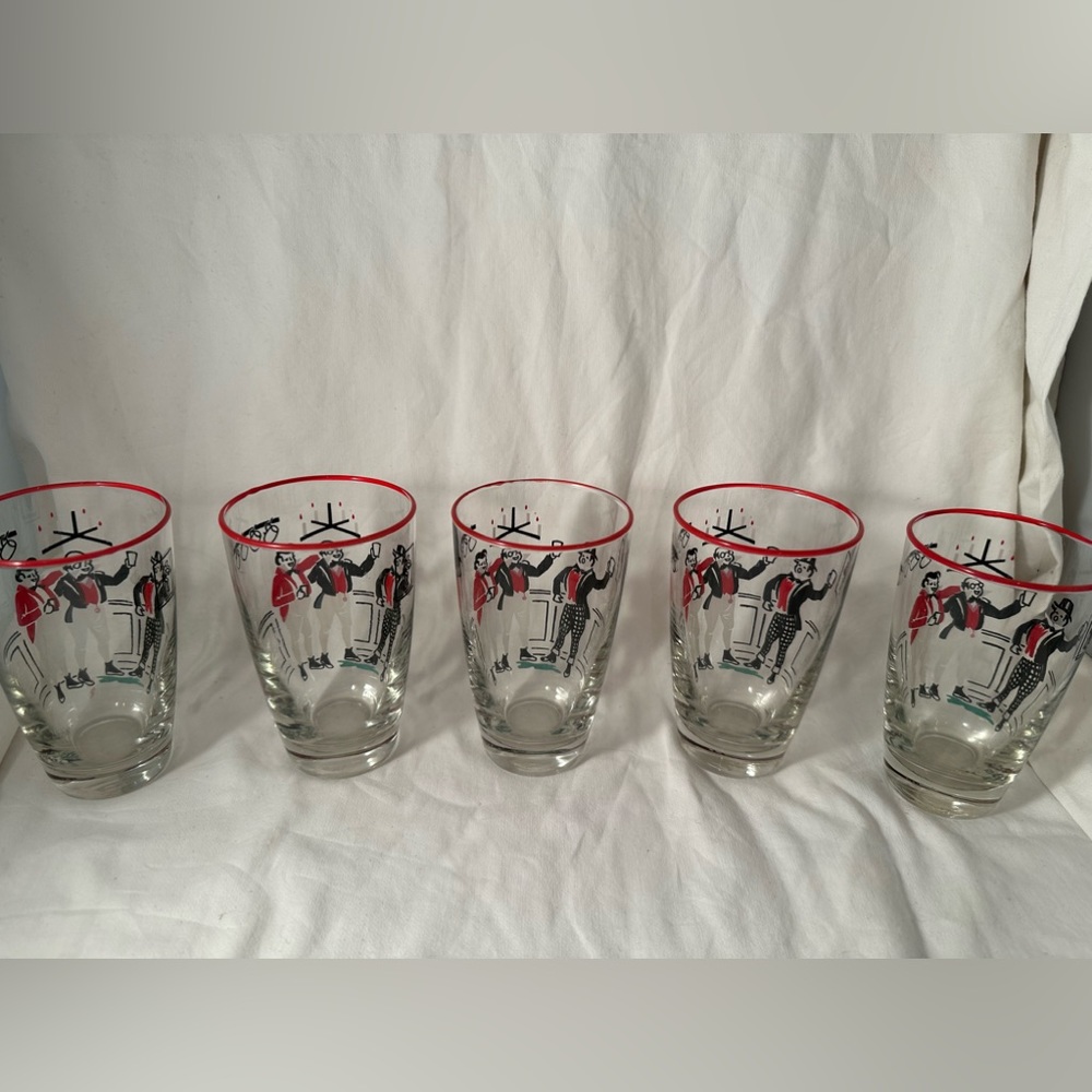 Vintage Pickwick Men in Tavern Libbey high ball set of 5